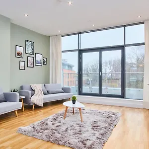 Large Duplex Penthouse - Parking Apartment Leeds (West Yorkshire)