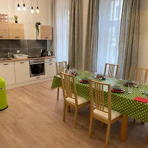  Appartement Gesamte Fuer 6 Personen