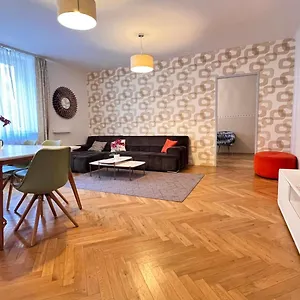  Appartement Exclusive Center