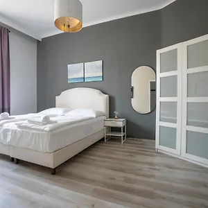 Brand New Charming Appartmet Near Augarten & וינה