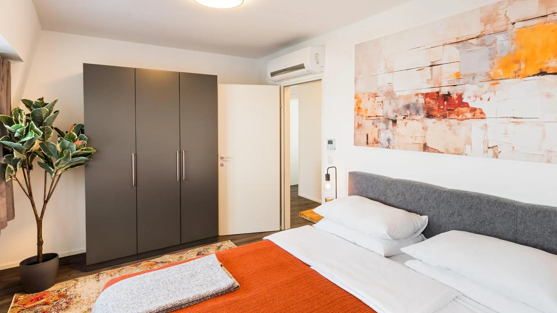 Urban Island I Riverside Apartments Vienna