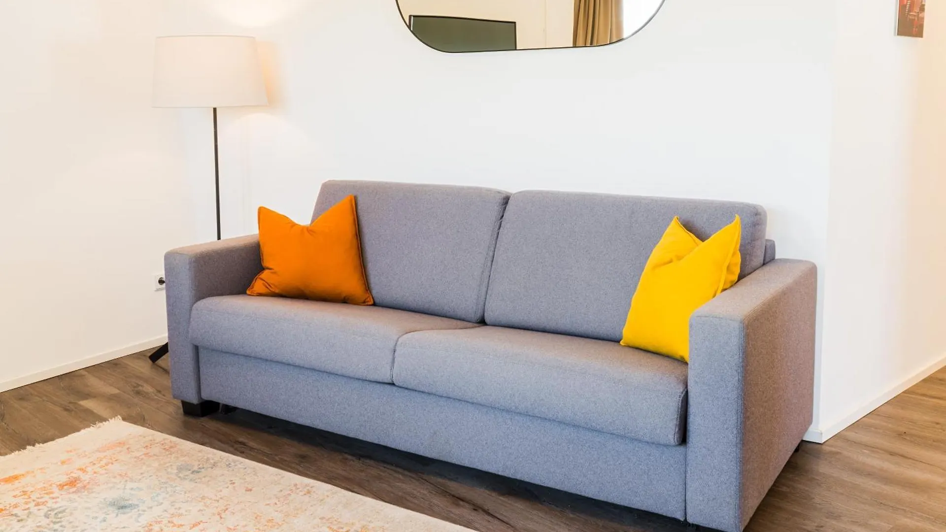 Urban Island I Riverside Apartments فيينا