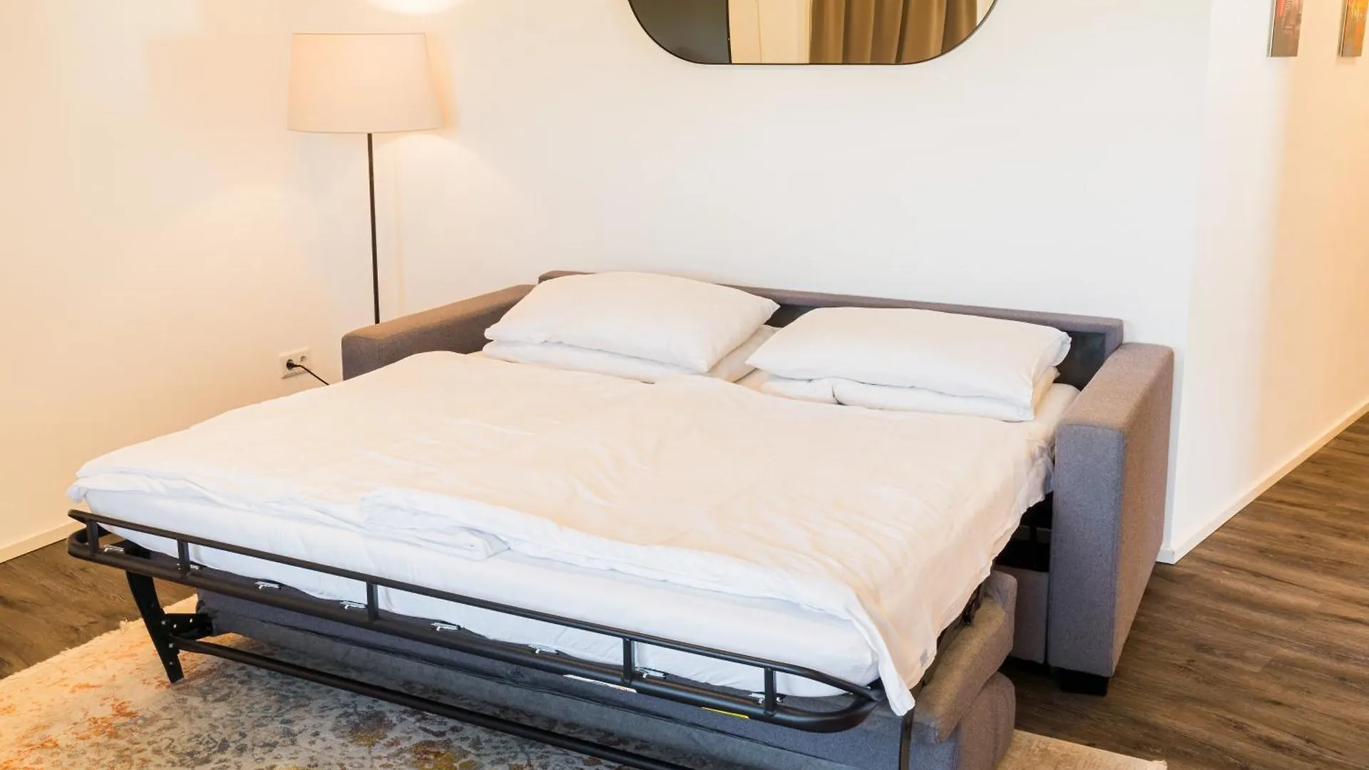 Urban Island I Riverside Apartments فيينا