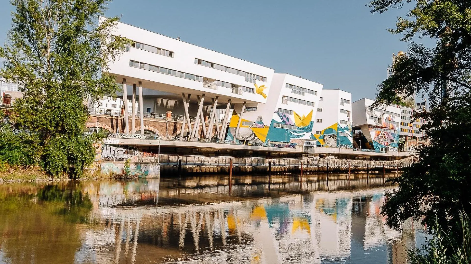 Urban Island I Riverside Apartments Viyana