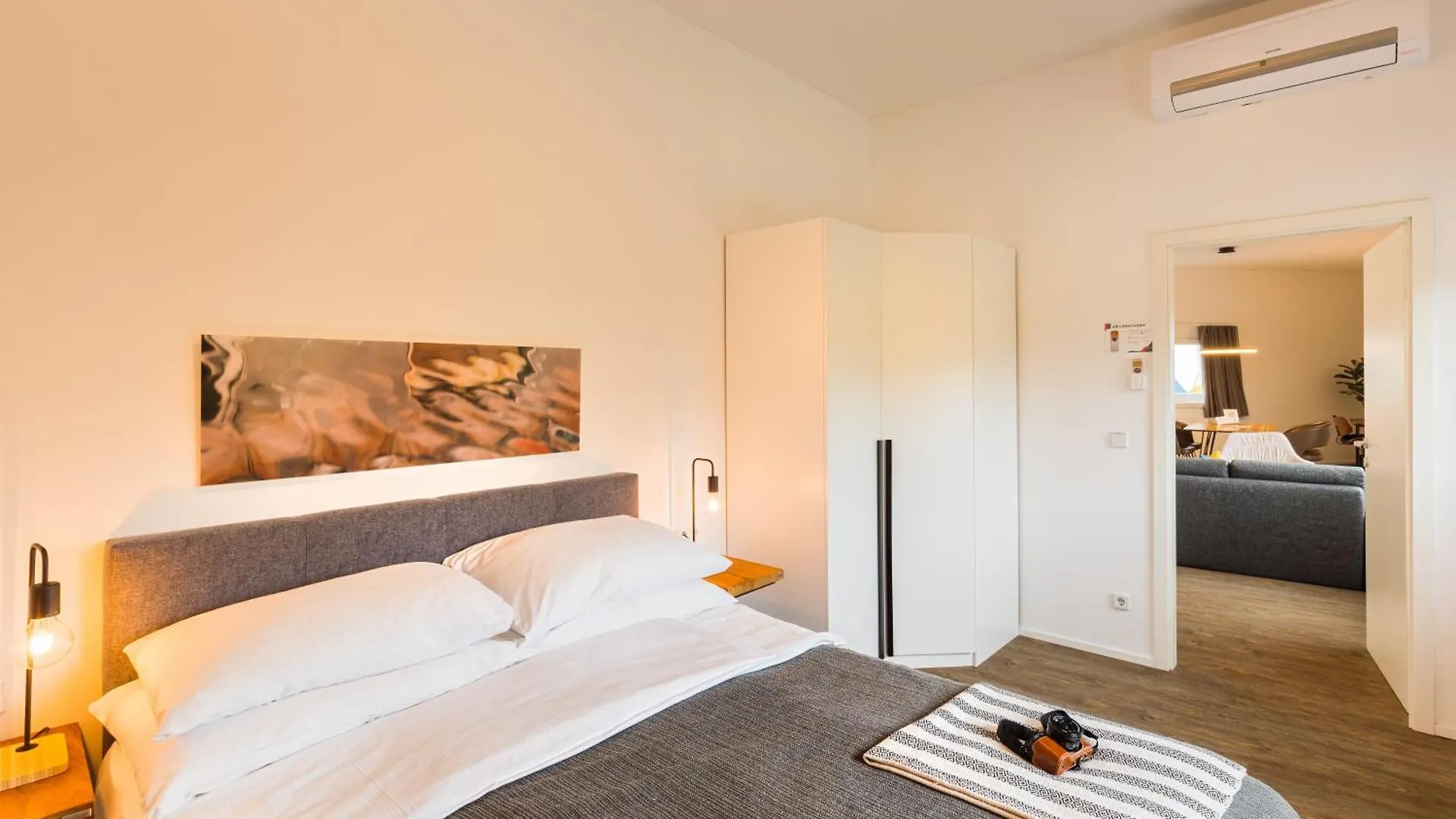 Urban Island I Riverside Apartments Viyana