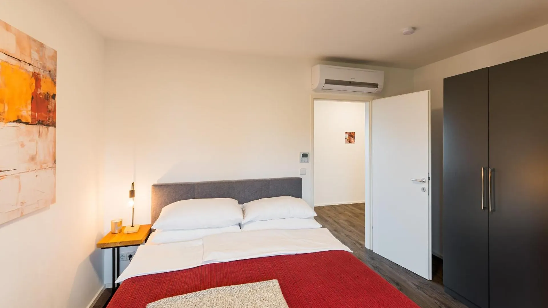 Urban Island I Riverside Apartments Viyana Avusturya