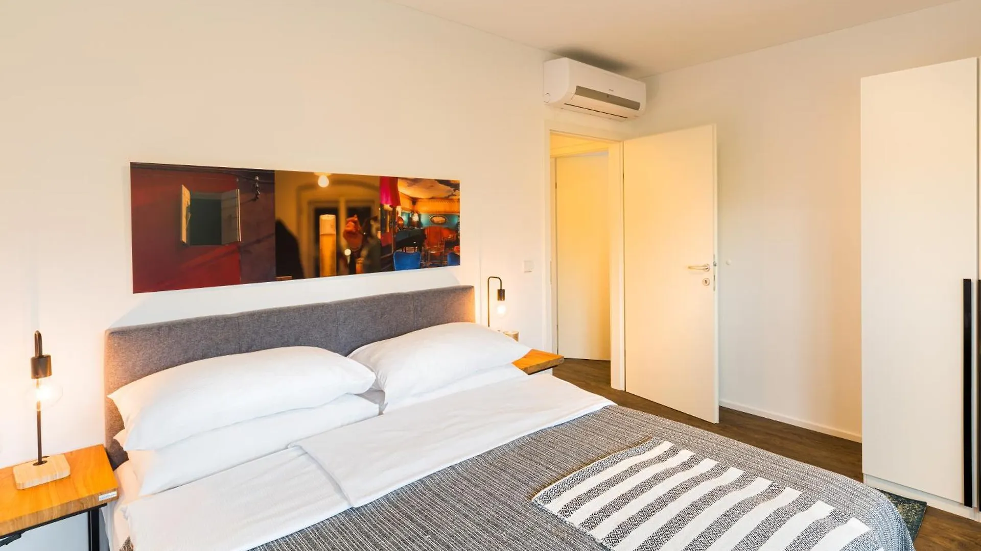 Urban Island I Riverside Apartments Viyana